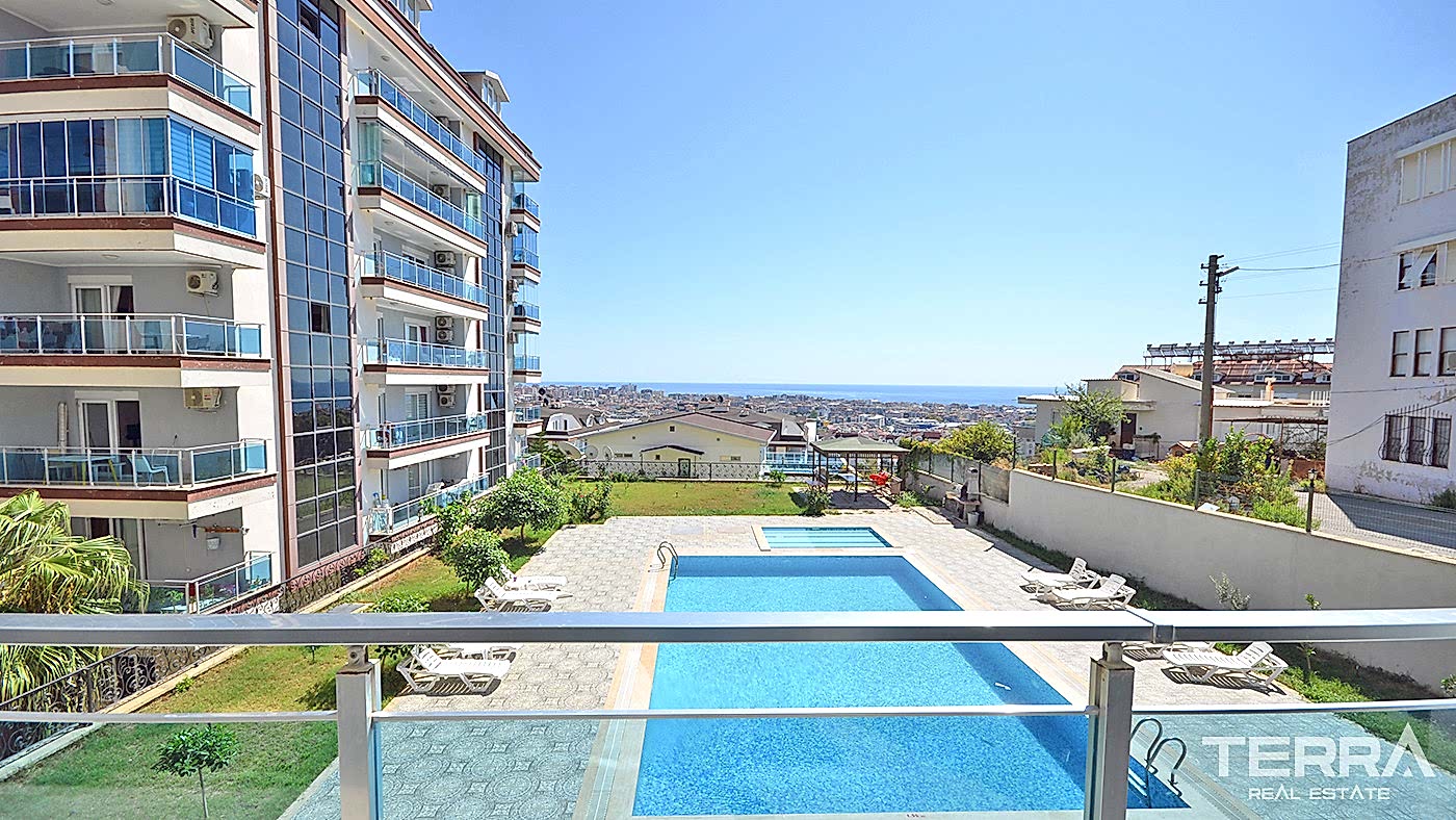 Rummelig lejlighed med havudsigt til salg i Cikcilli, Alanya, Tyrkiet