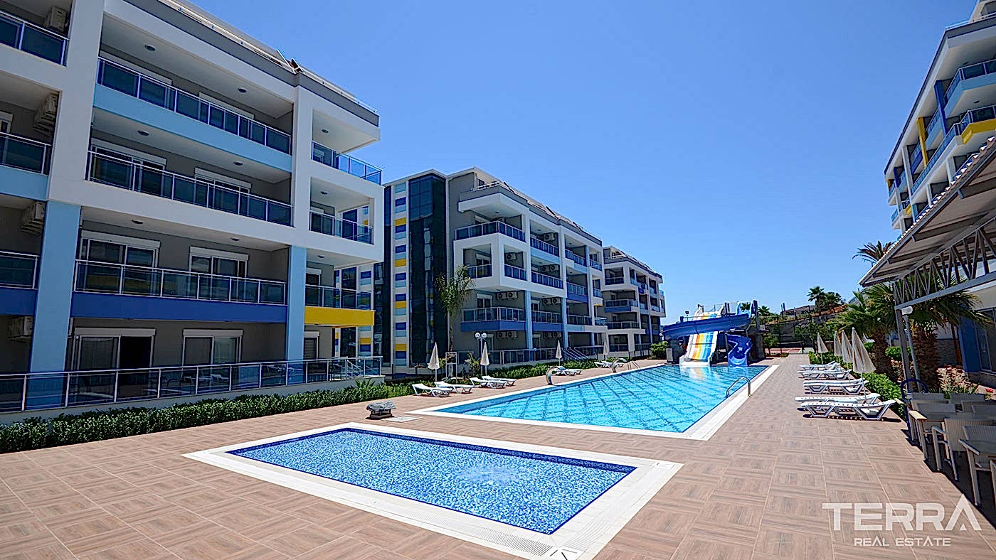 Appartement charmant à vendre avec accès jardin à Kestel, Alanya