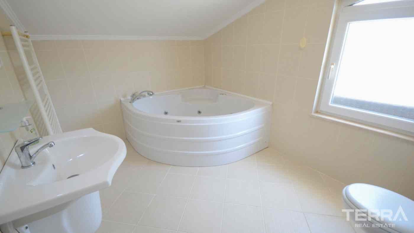 Frittliggende villa med pool til salgs i Konaklı, Alanya, Tyrkia - 104964