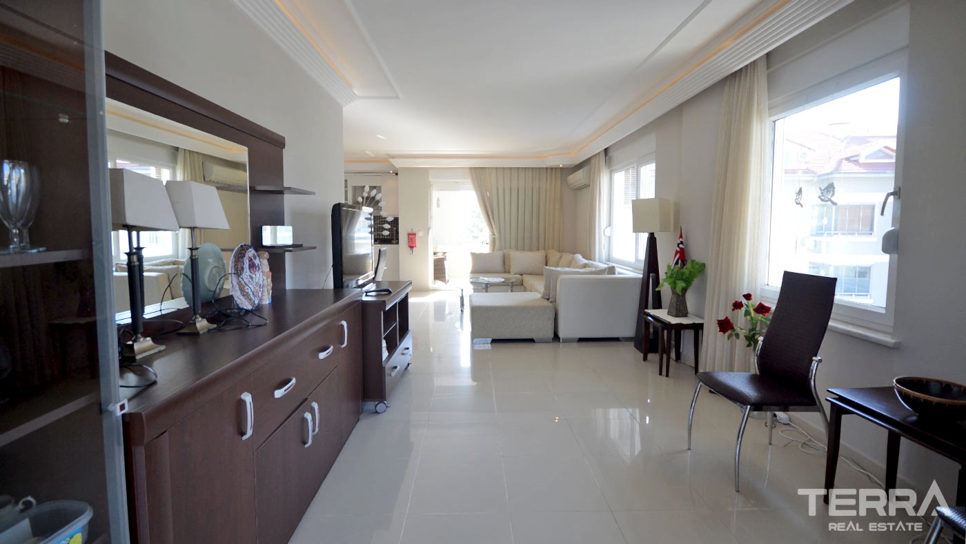 Alanya, Oba'da Crown Resort 1 Sitesinde 3+1 Satılık Daire - 109582