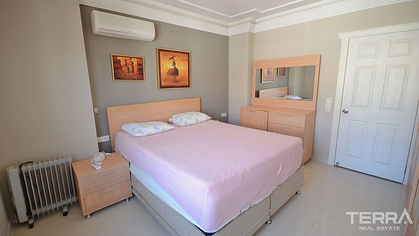 Alanya, Oba'da Crown Resort 1 Sitesinde 3+1 Satılık Daire - 109599