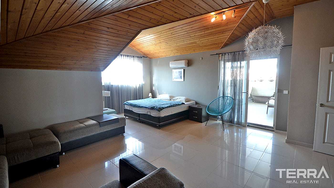 Alanya, Oba'da Crown Resort 1 Sitesinde 3+1 Satılık Daire - 109605