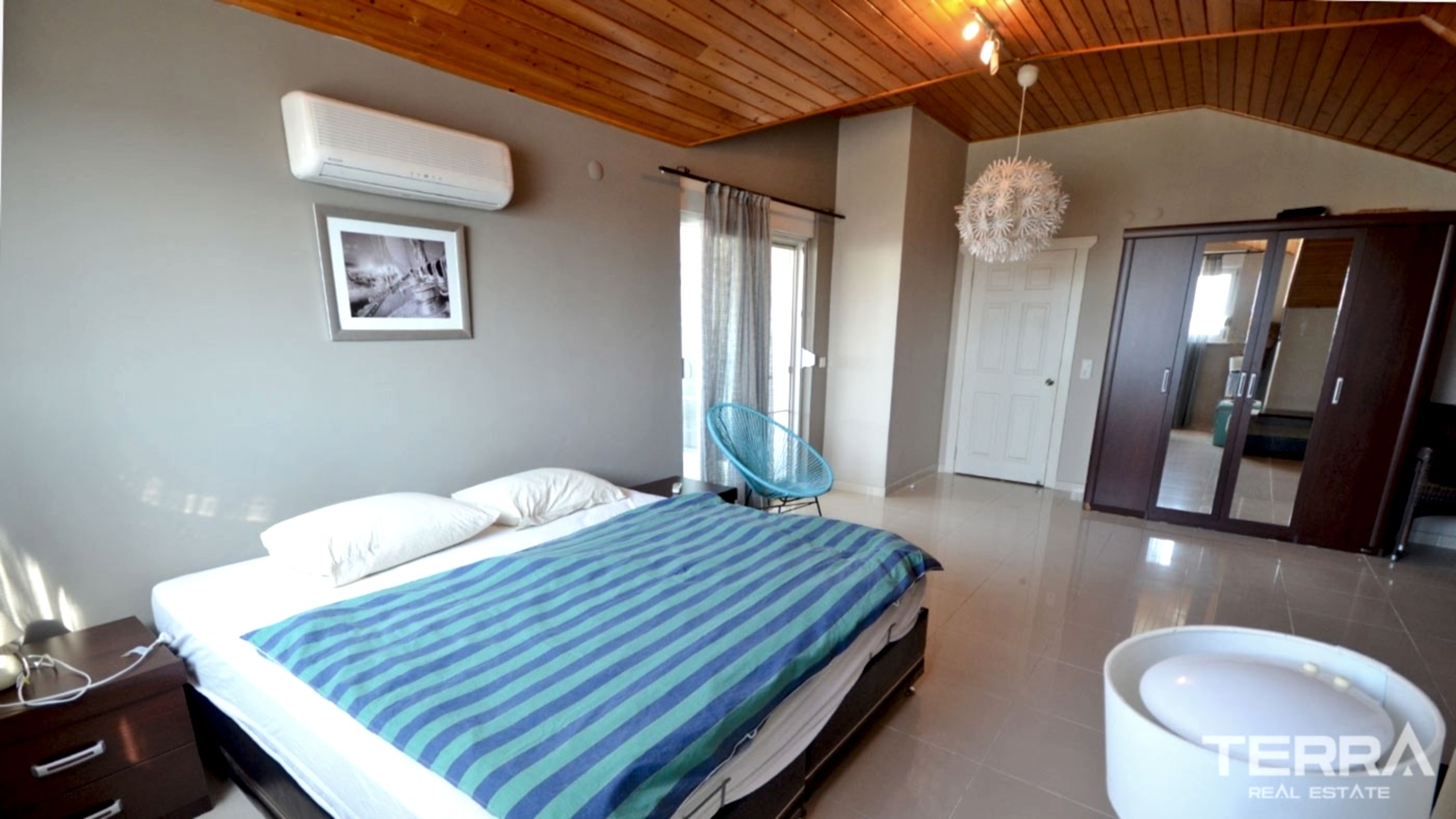 Alanya, Oba'da Crown Resort 1 Sitesinde 3+1 Satılık Daire - 109607