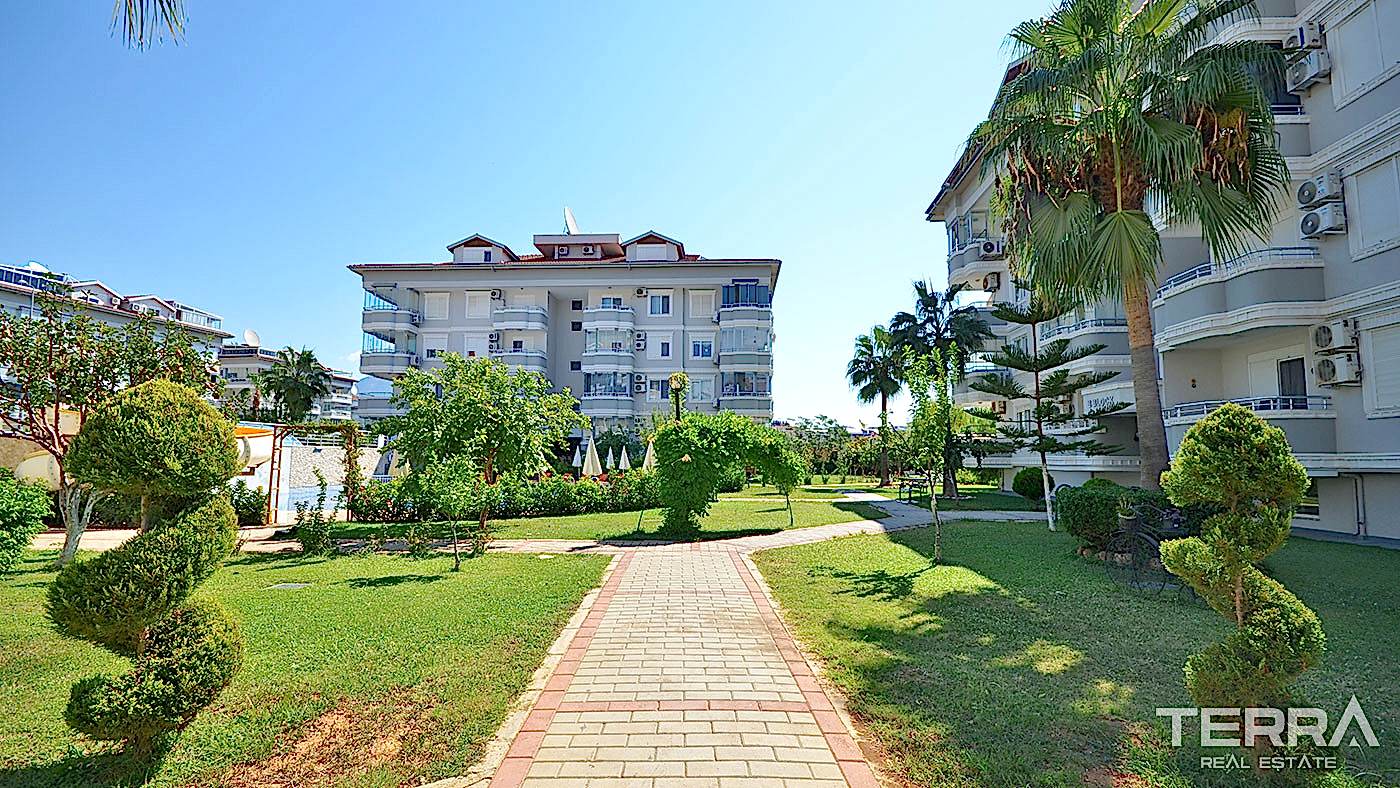 Apartment for Sale in Oba Crown Resort 3, Alanya, Turkey - 109629