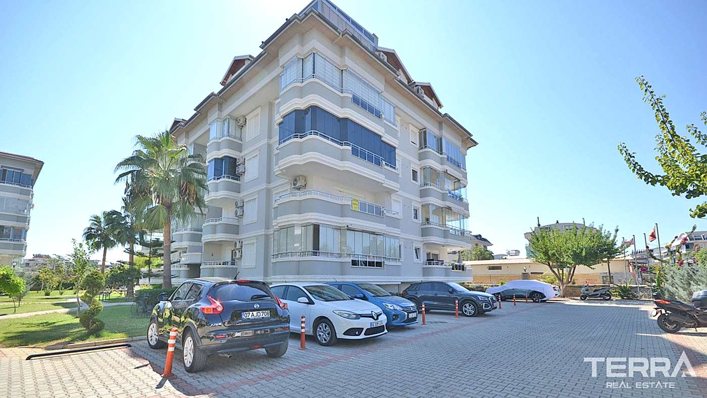Apartment for Sale in Oba Crown Resort 3, Alanya, Turkey - 109630