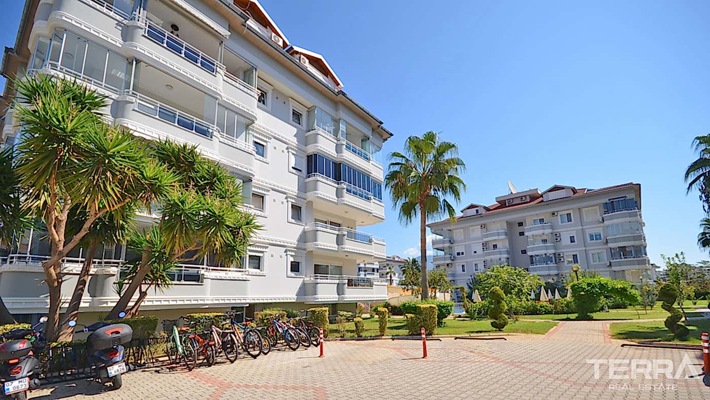 Apartment for Sale in Oba Crown Resort 3, Alanya, Turkey - 109631
