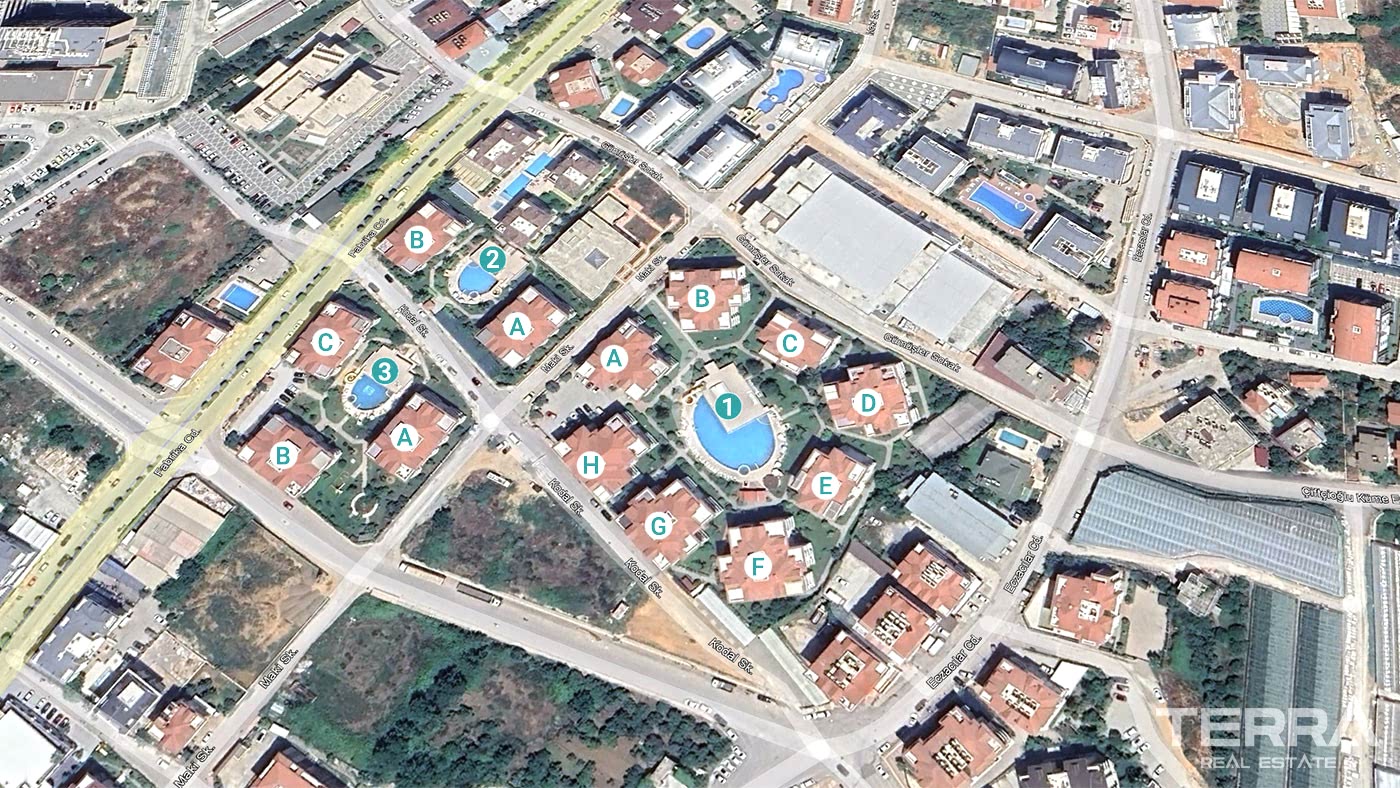 Apartment for Sale in Oba Crown Resort 3, Alanya, Turkey - 109633