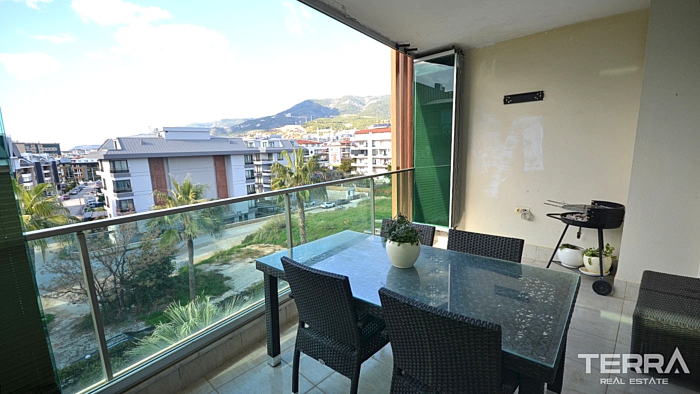 Møblert leilighet til salgs i Flower Garden 3 i Oba, Alanya, Tyrkia - 114543