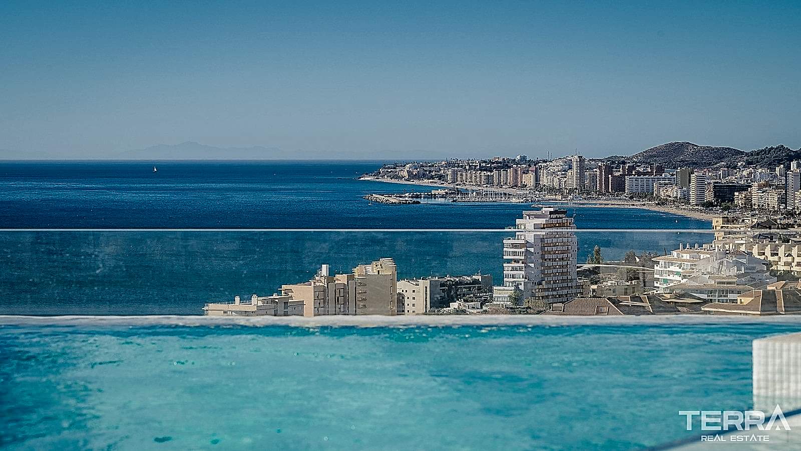 Sea View Villas for Sale in Fuengirola, Costa del Sol, Spain - 120111