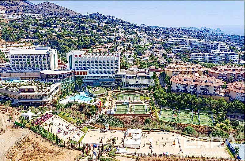 Sea View Villas for Sale in Fuengirola, Costa del Sol, Spain - 120123