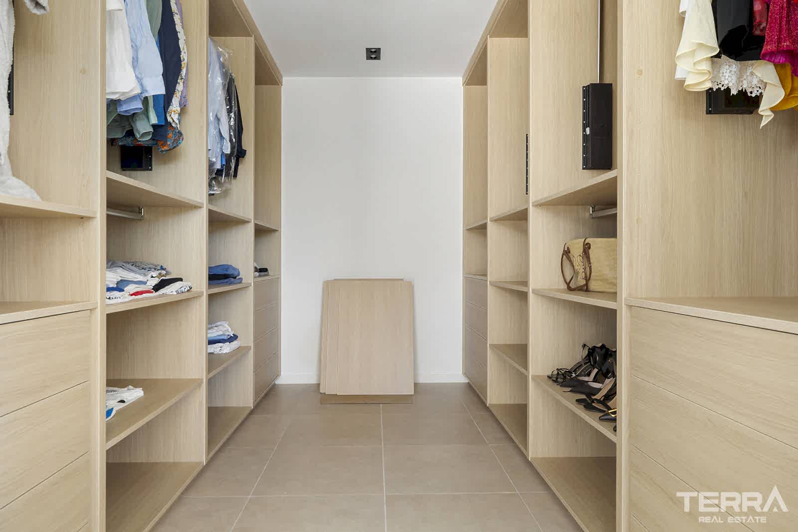 Golf Vilaa for Sale in Benahavís, Costa del Sol, Spain - 120232